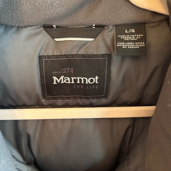 Marmot Men’s Down Coat Large - Picture 4 of 4